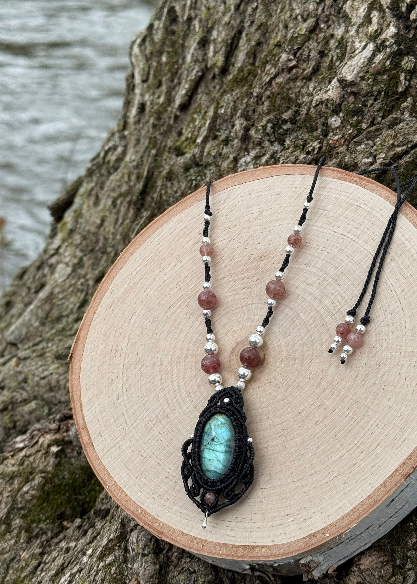 Labradorite Macrame Necklace