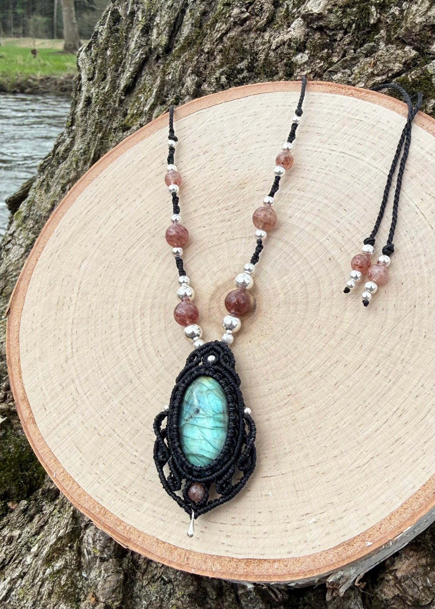 Labradorite Macrame Necklace