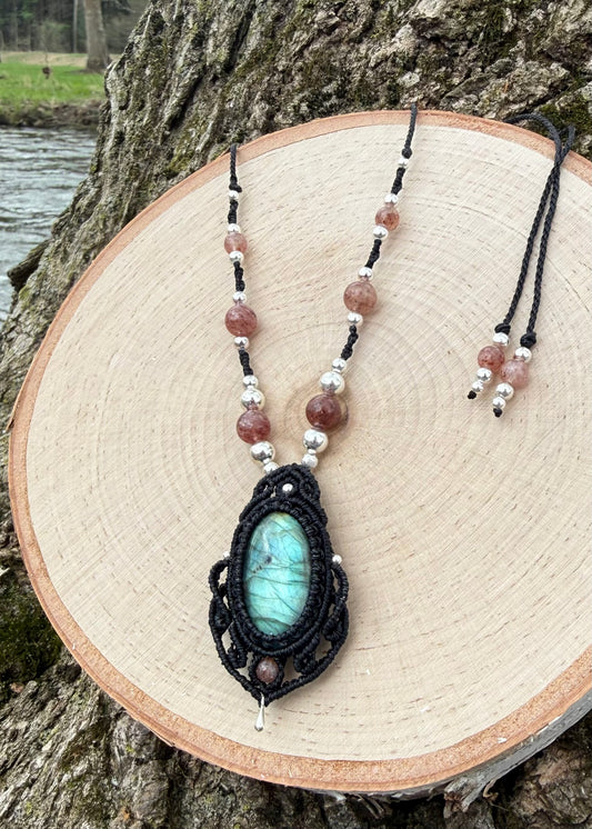 Labradorite Macrame Necklace